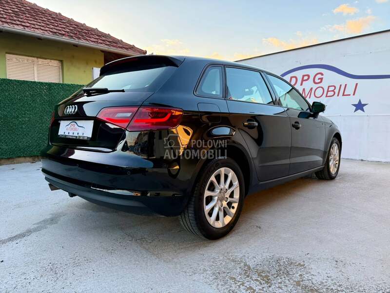 Audi A3 1.6TDI STRONIC/LED
