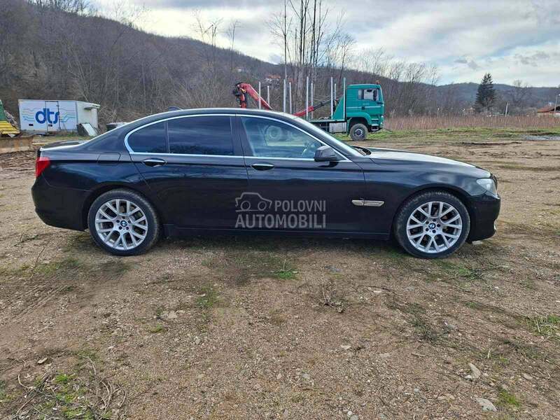 BMW 730 