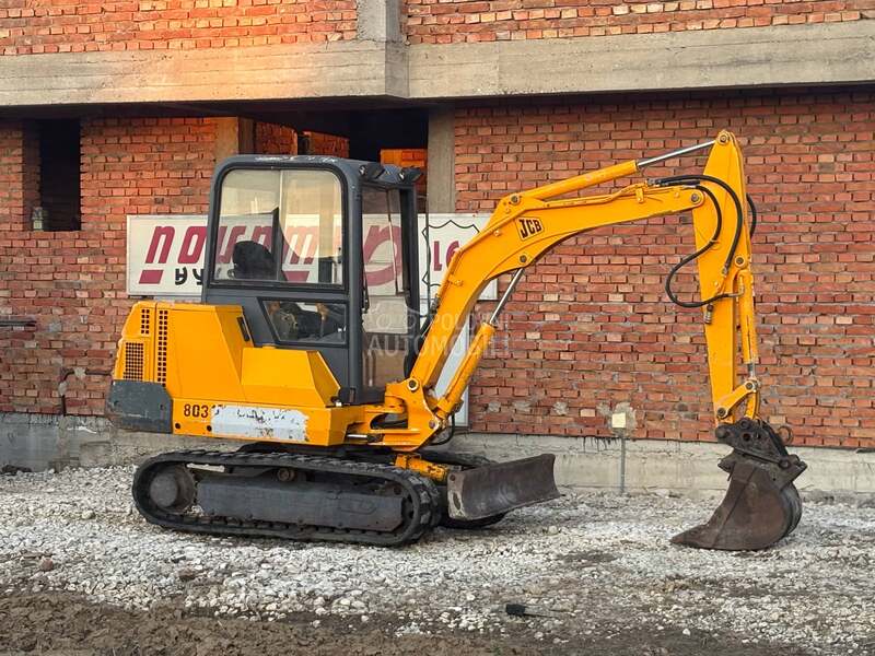 JCB 803
