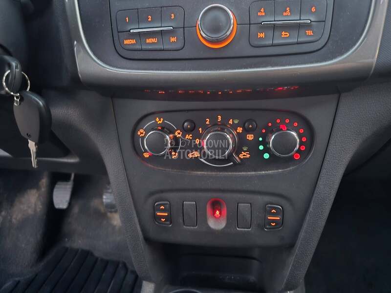 Dacia Sandero 0,9 REG.