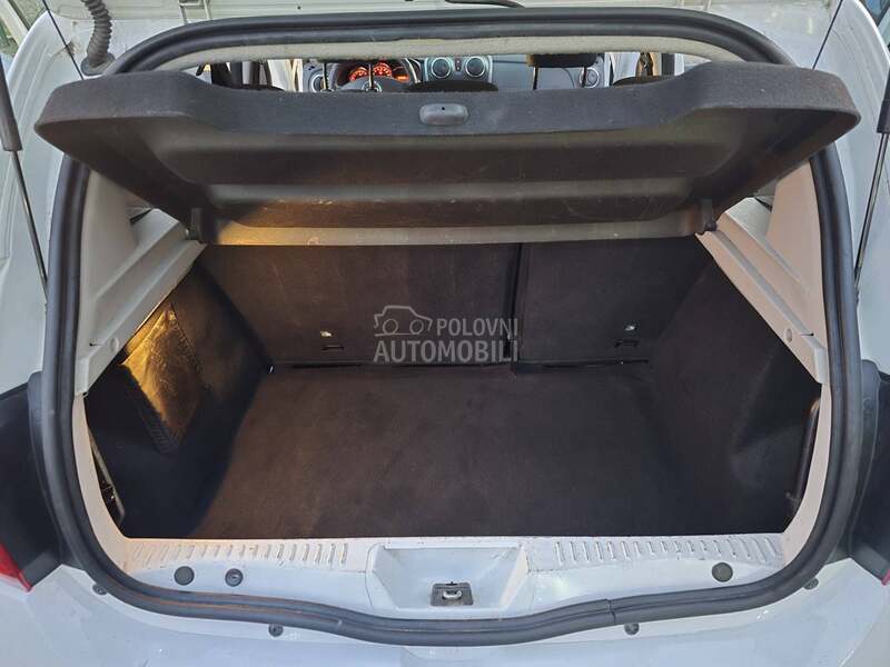 Dacia Sandero 0,9 REG.