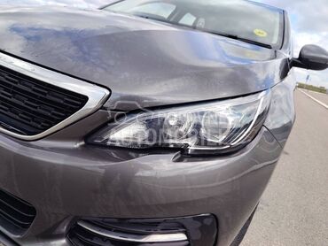 Far za Peugeot 308 od 2017. do 2022. god.