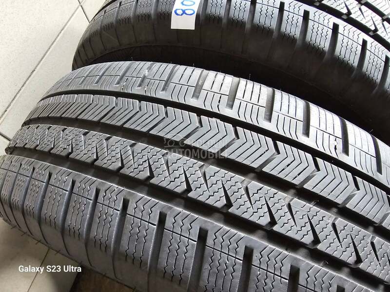 Vredestein 215/55 R18 Zimska