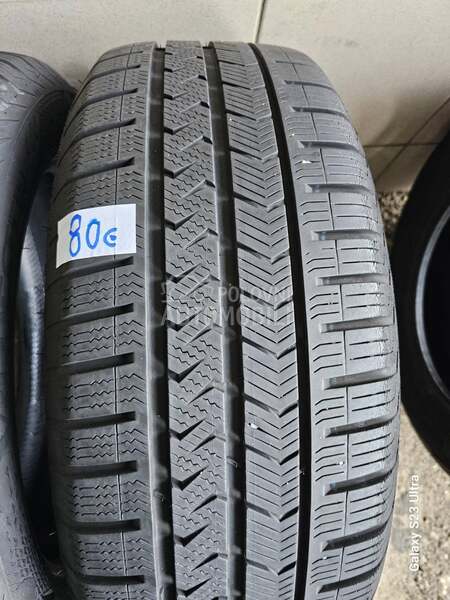 Vredestein 215/55 R18 Zimska