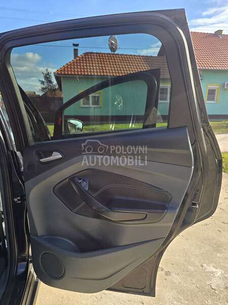 Ford C-Max 1,6 Titanium