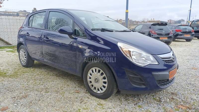 Opel Corsa D 1.2b SELECTION
