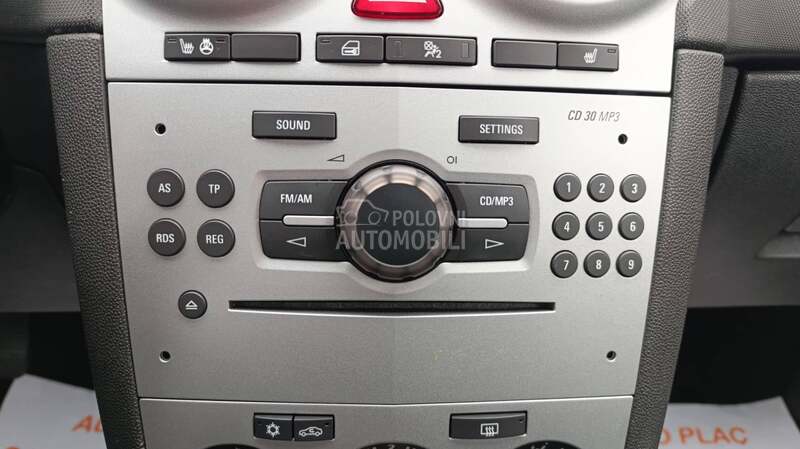 Opel Corsa D 1.2b SELECTION