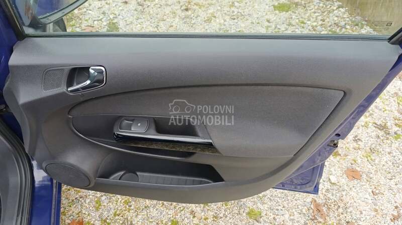 Opel Corsa D 1.2b SELECTION