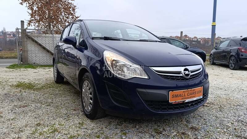 Opel Corsa D 1.2b SELECTION