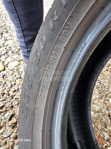 Pirelli 235/50 R19 Letnja
