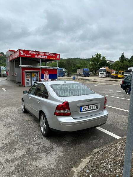 Volvo S40 