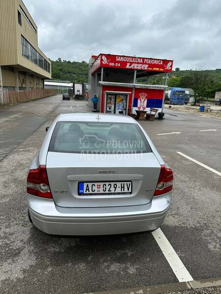 Volvo S40 