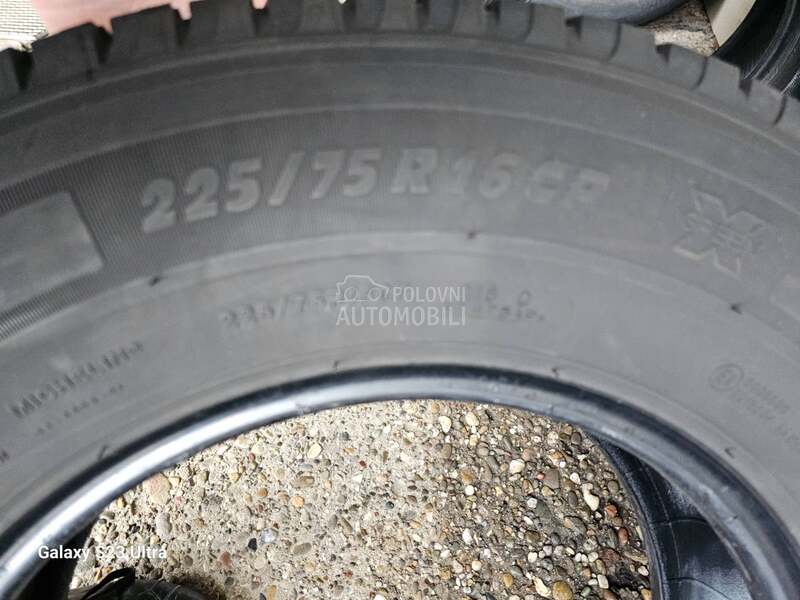 Michelin 225/75 R16 Letnja