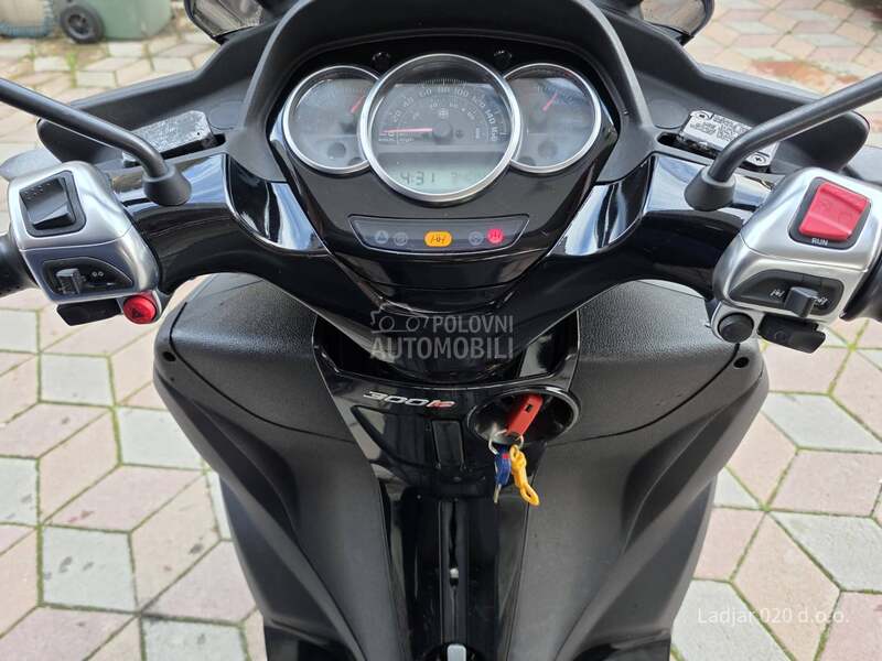 Piaggio mp3 yourban B kat