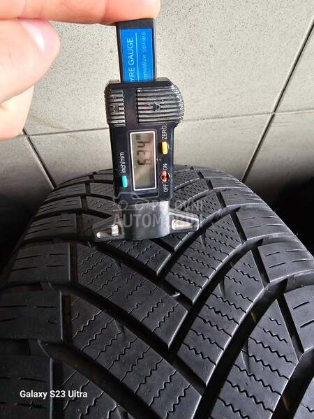 Tracmax 215/70 R16 Zimska