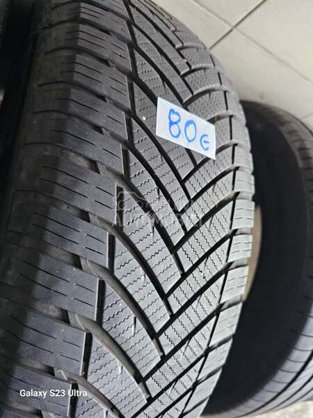 Tracmax 215/70 R16 Zimska
