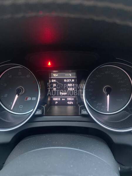 Audi S5 