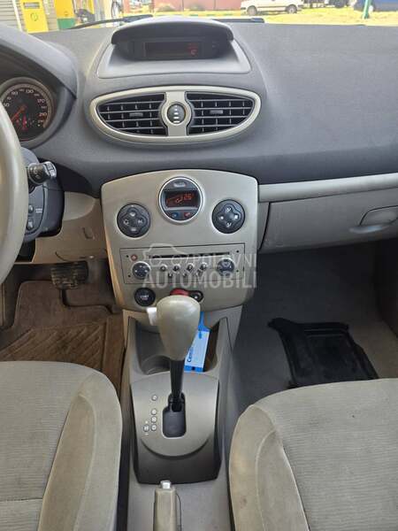 Renault Clio 1,6 privilege