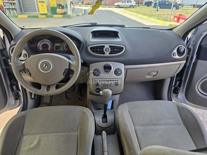 Renault Clio 1,6 privilege