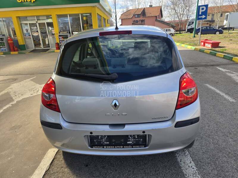 Renault Clio 1,6 privilege