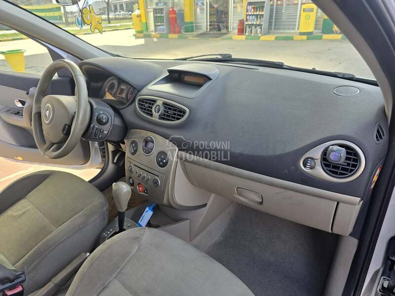 Renault Clio 1,6 privilege