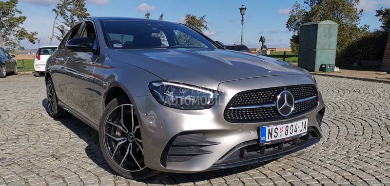Mercedes Benz E 300 E300e 4Matic PHEV
