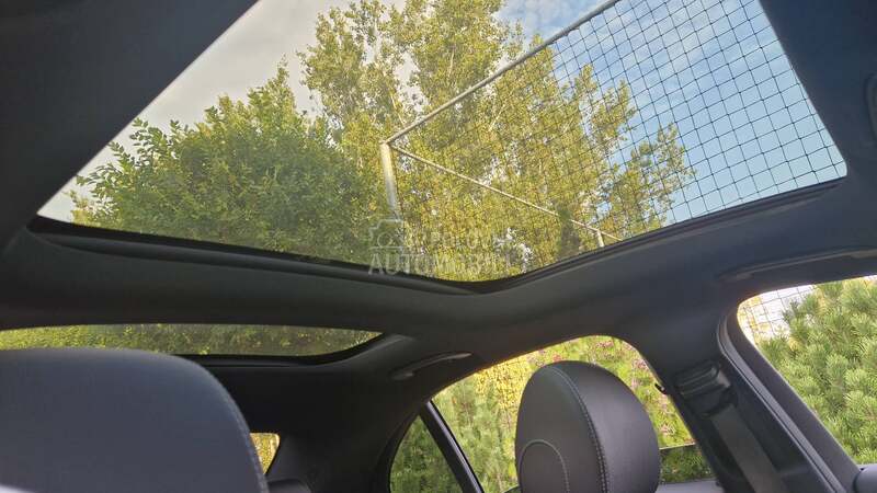 Mercedes Benz E 300 E300e 4Matic PHEV