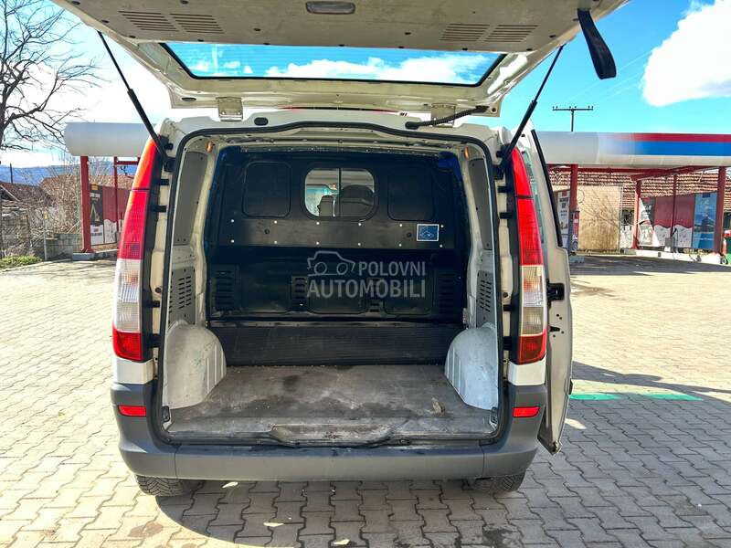 Mercedes Benz Vito 