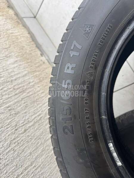 Continental 215/65 R17 Zimska