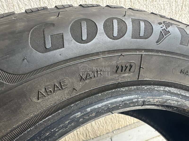Goodyear 195/65 R15 Zimska
