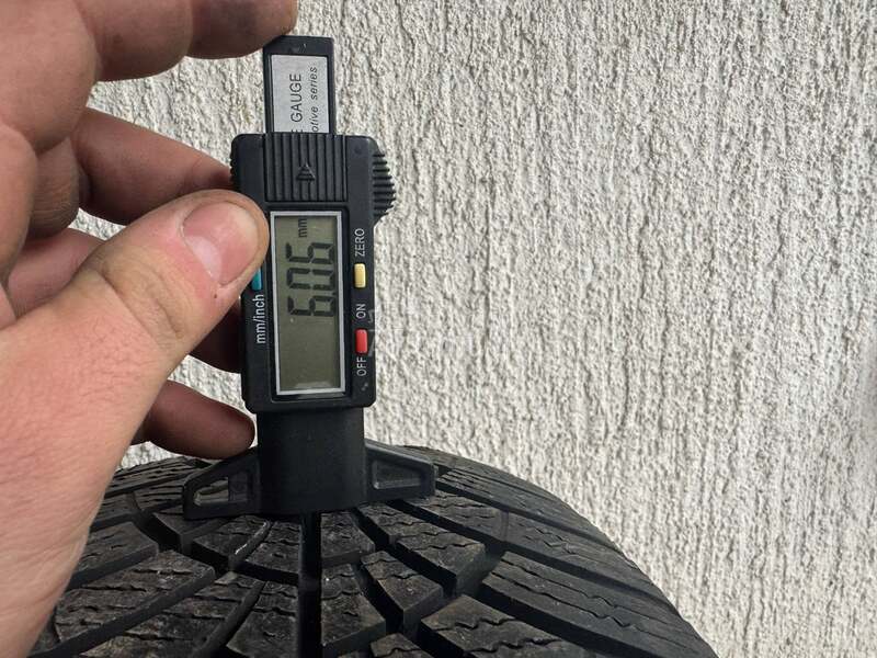 Goodyear 195/65 R15 Zimska