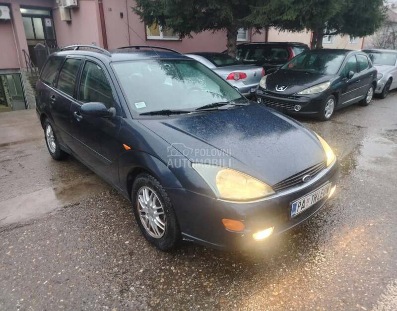 Ford Focus 1.6B
