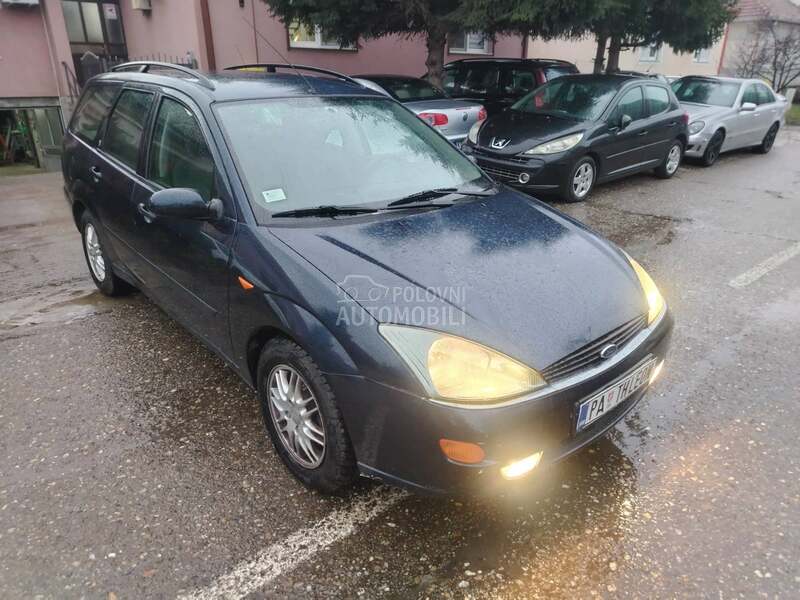 Ford Focus 1.6B