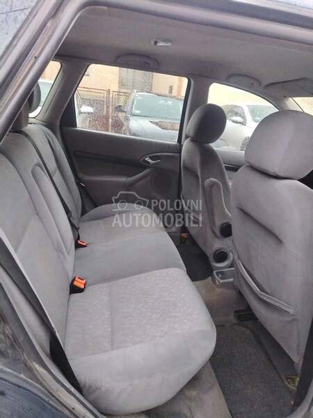 Ford Focus 1.6B