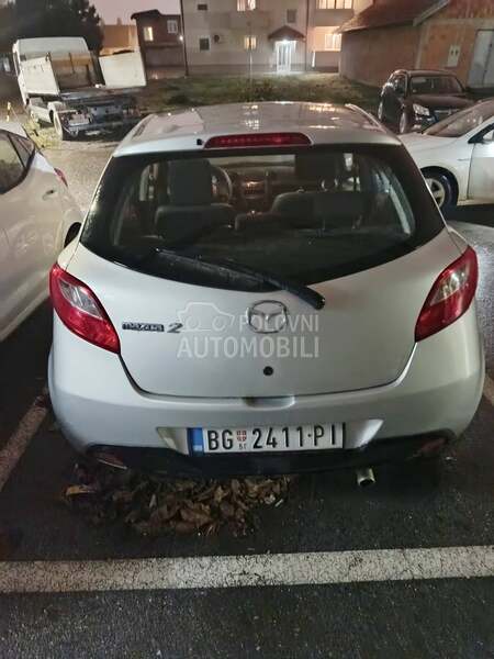 Mazda 2 