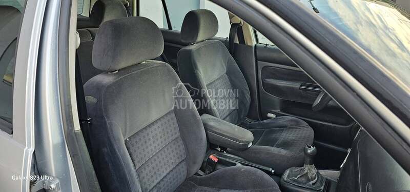 Volkswagen Golf 4 1.6