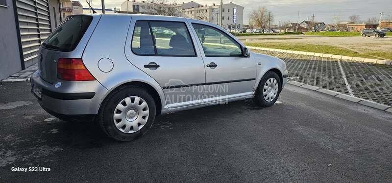 Volkswagen Golf 4 1.6