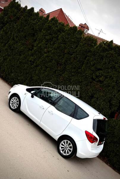 Opel Meriva 150 YEARS CH