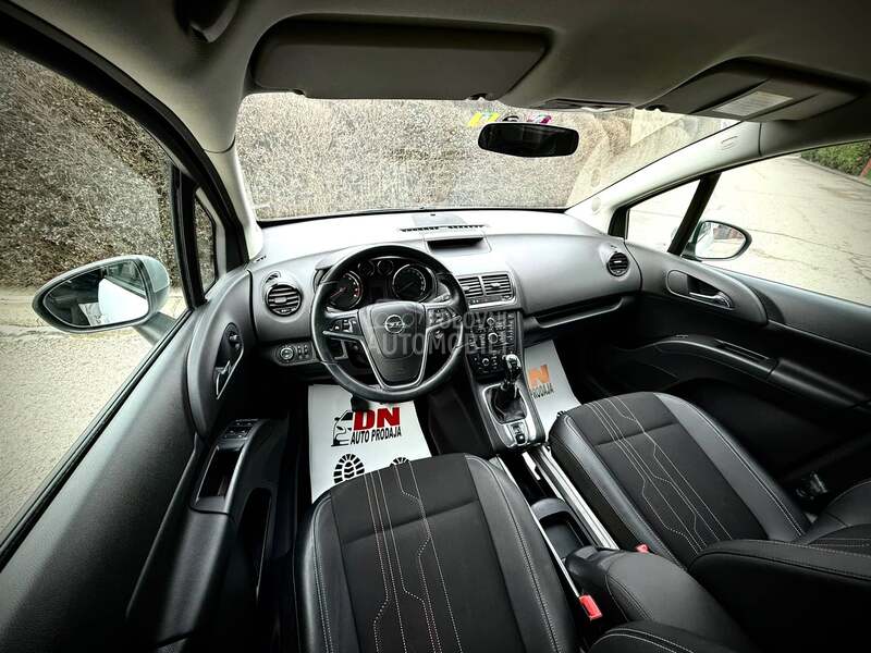 Opel Meriva 150 YEARS CH