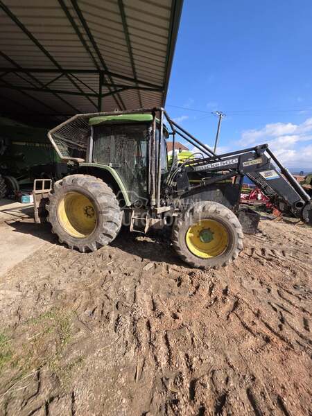 John Deere 6400 šumski