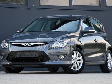 Hyundai i30 1.6 CRDI / AUT / CH