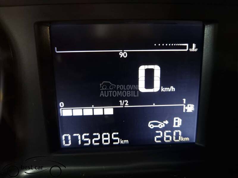 Citroen Jumpy 9 Sed VISE KOMADA