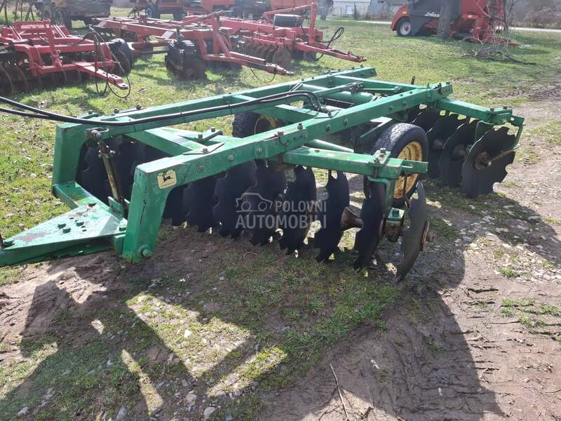 John Deere 24 quivogne