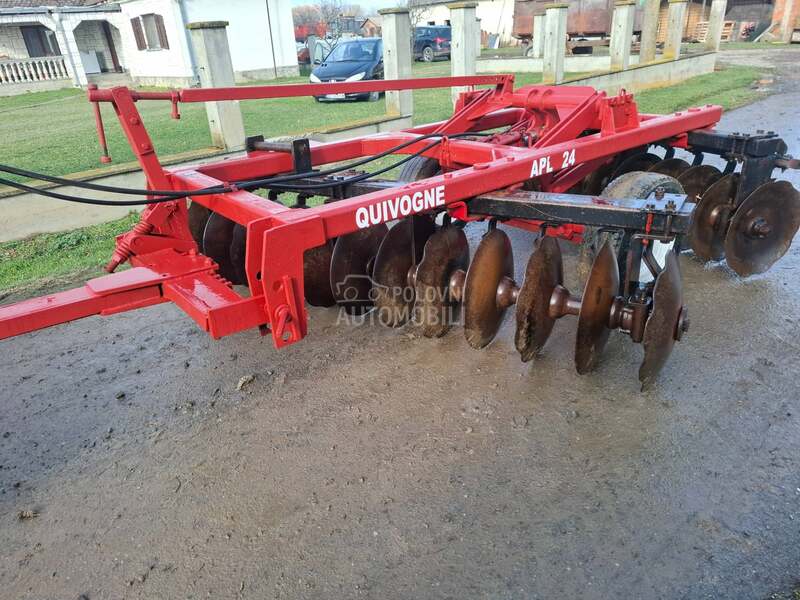 John Deere 24 quivogne