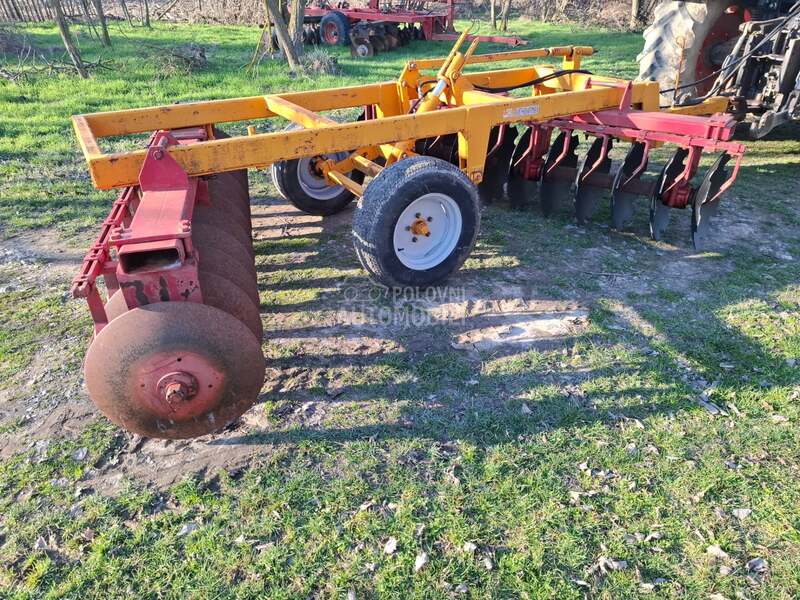 John Deere 24 quivogne