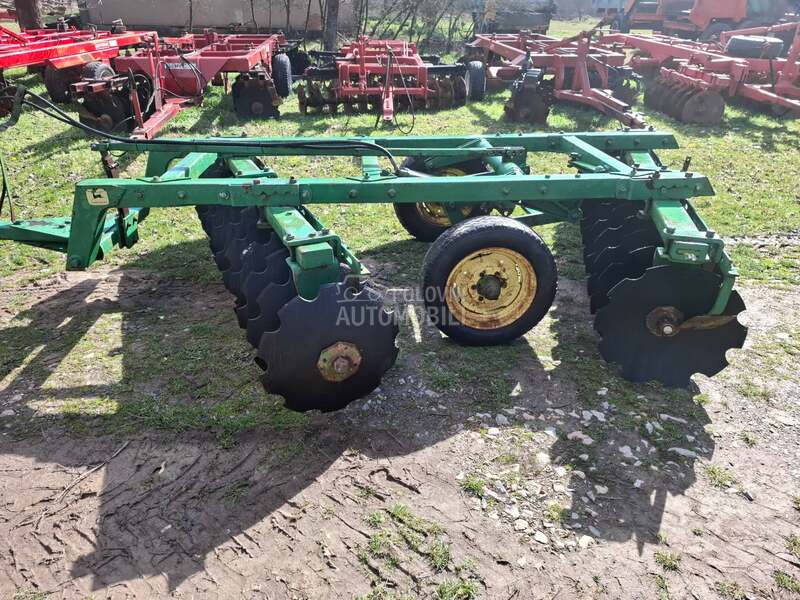 John Deere 24 quivogne