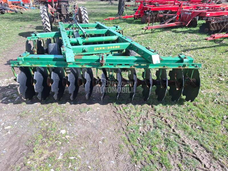 John Deere 24 quivogne