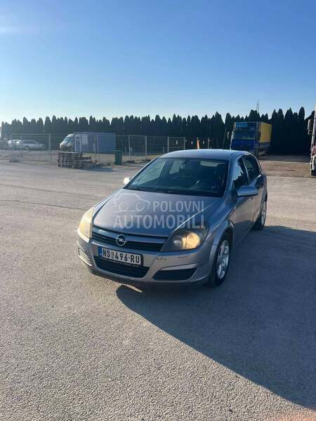 Opel Astra H 