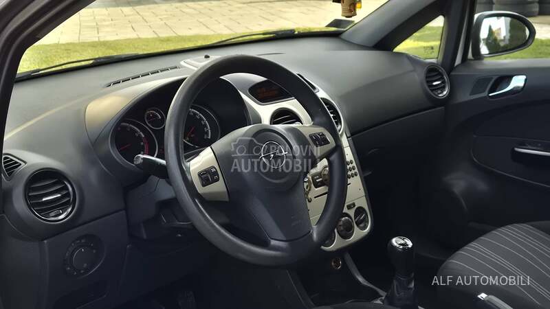 Opel Corsa D 1.4 OPC-line