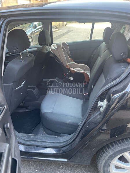 Opel Astra H 